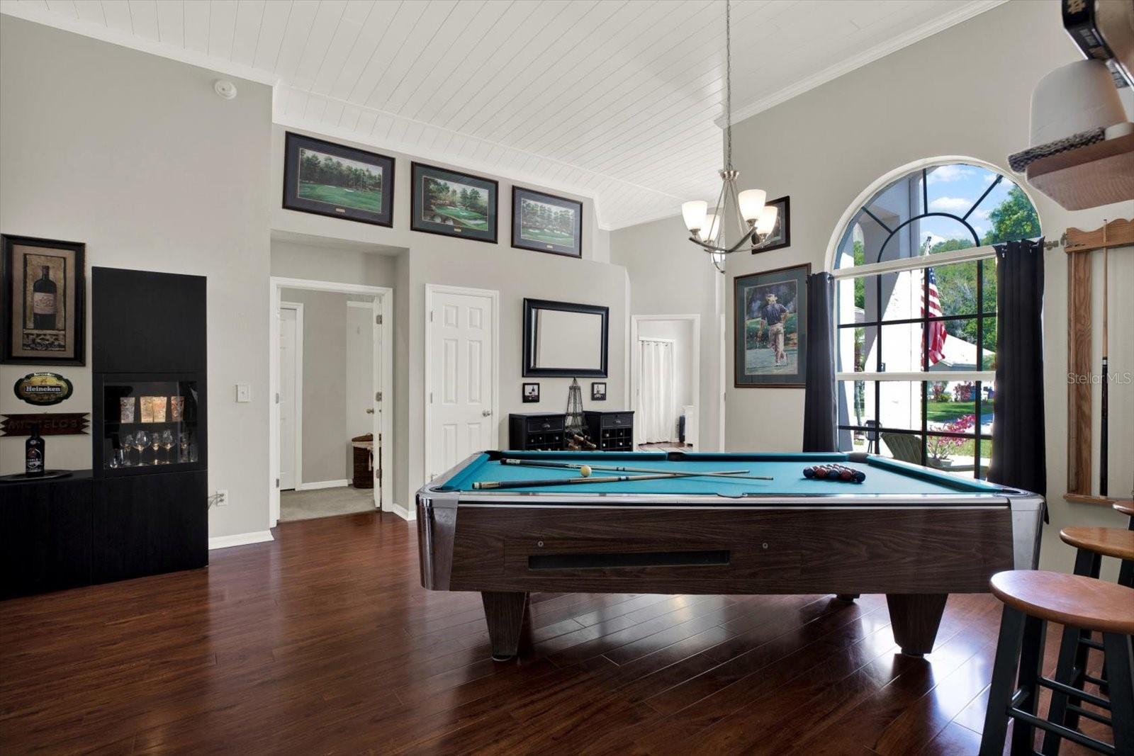 9042 BRELAND DR, TAMPA, FL, 33626