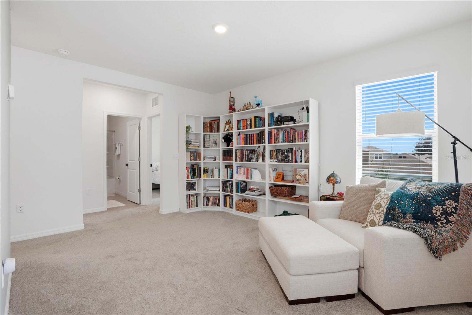 5674 CHORLEYWOOD LN, WESLEY CHAPEL, FL, 33545