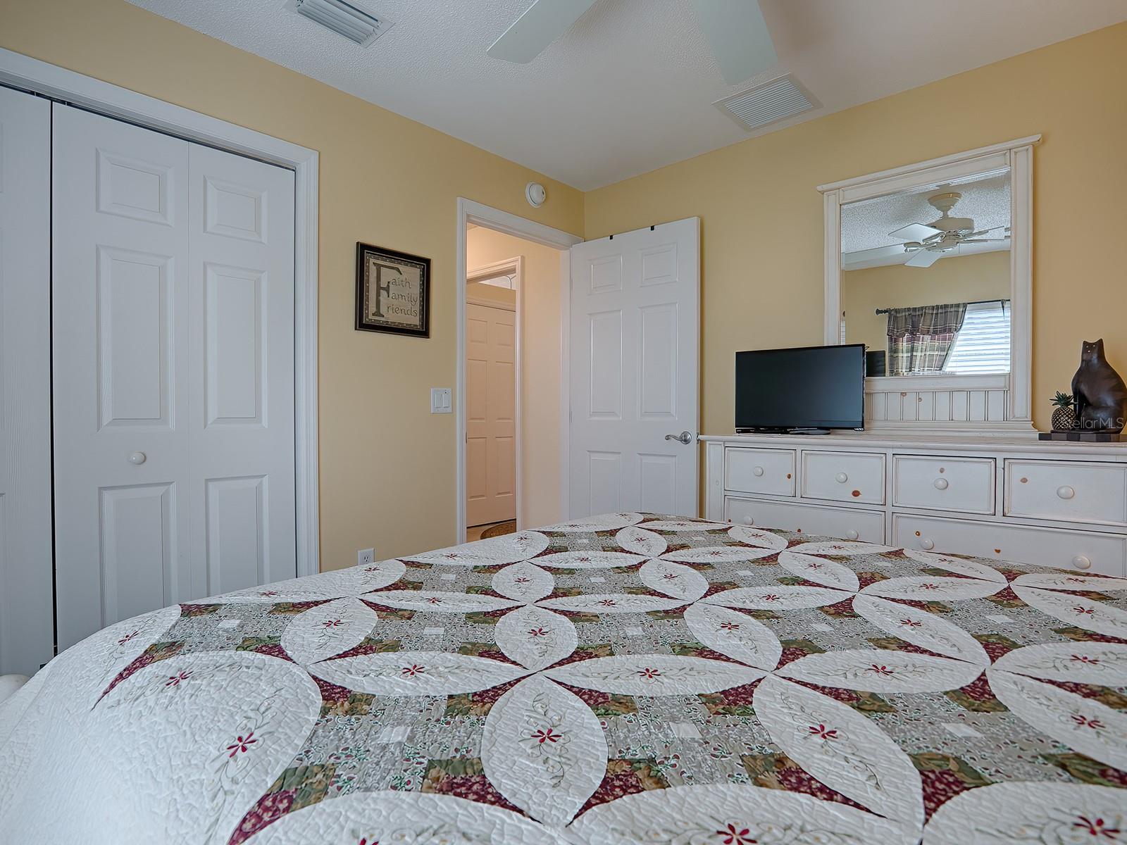 1979 REMBERT RD, THE VILLAGES, FL, 32162