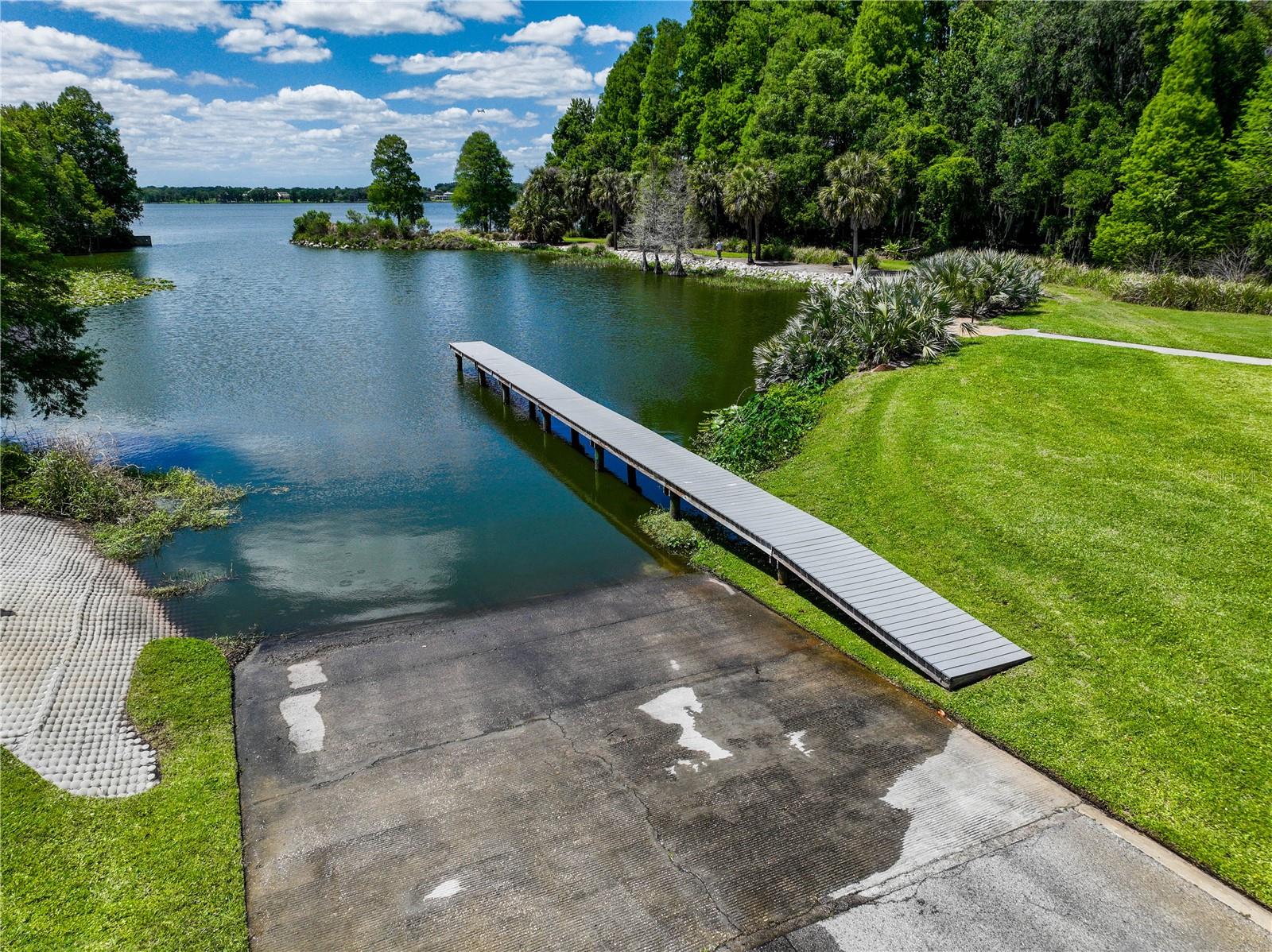 10702 OSPREY LANDING WAY, THONOTOSASSA, FL, 33592