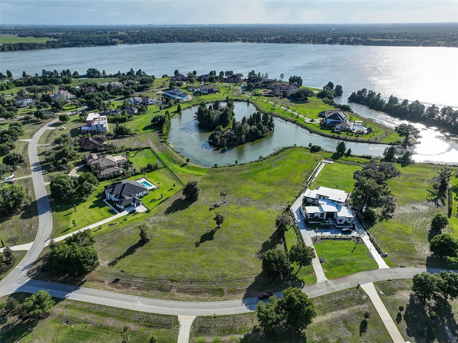 10702 OSPREY LANDING WAY, THONOTOSASSA, FL, 33592