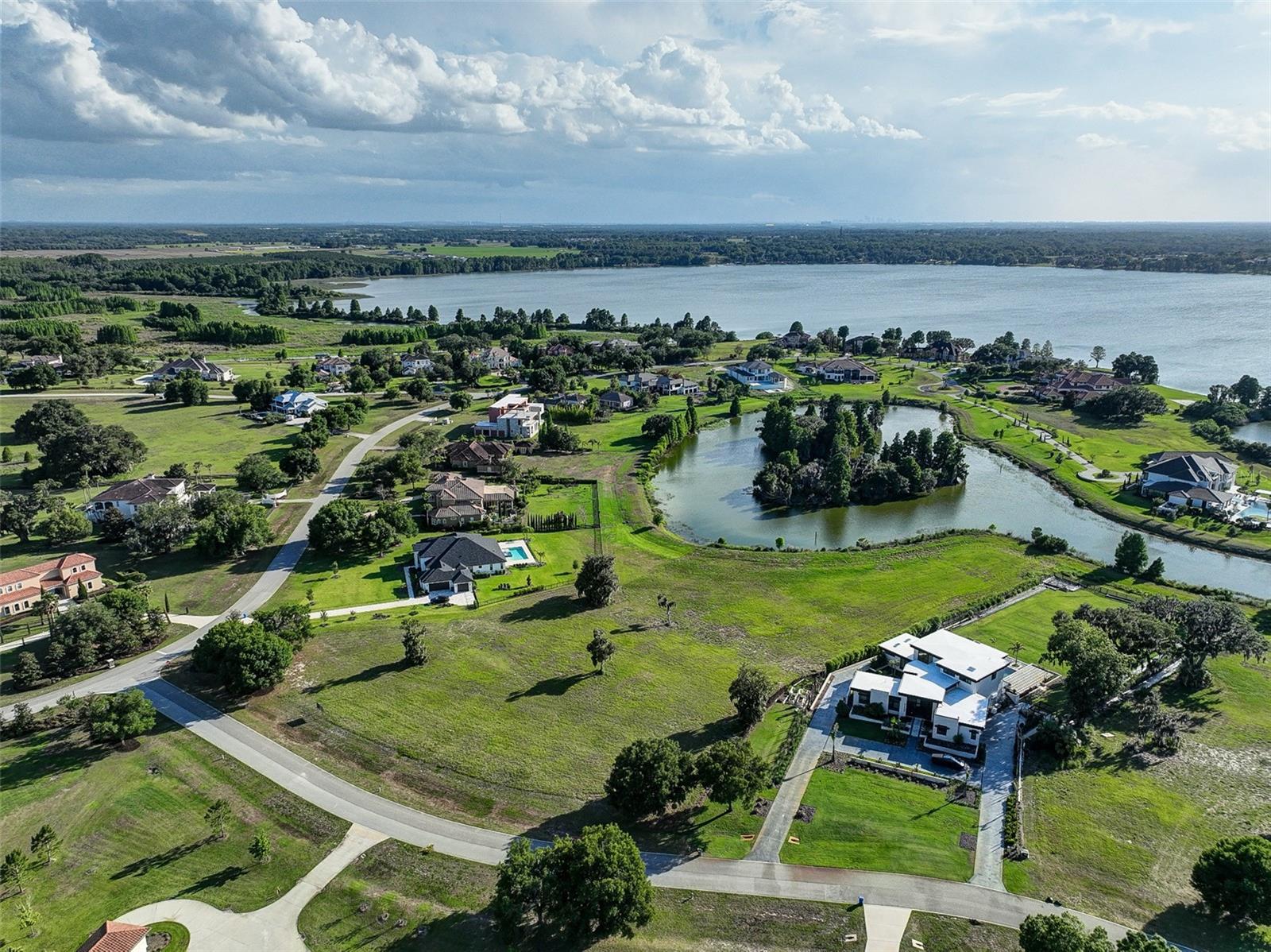 10702 OSPREY LANDING WAY, THONOTOSASSA, FL, 33592