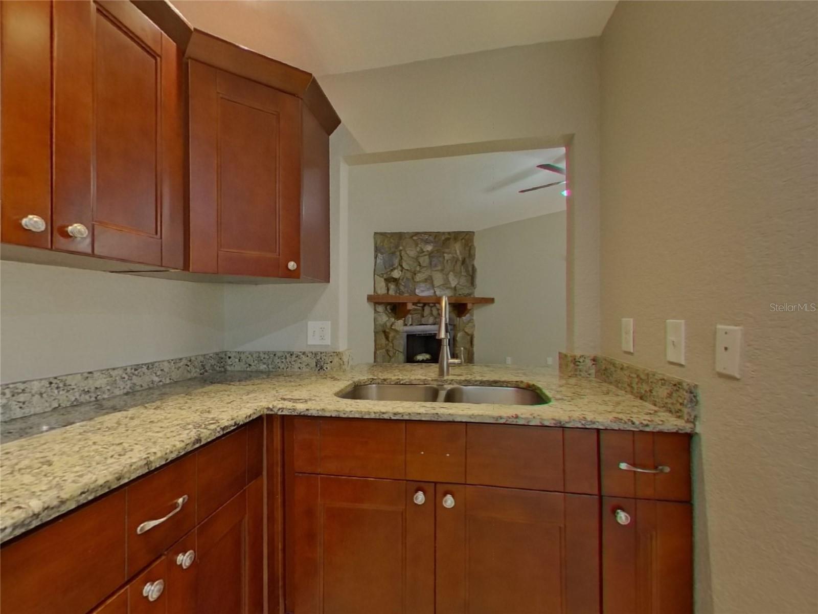 PINE LAKE SEC A UNIT ONE, TAMPA, FL, 33613