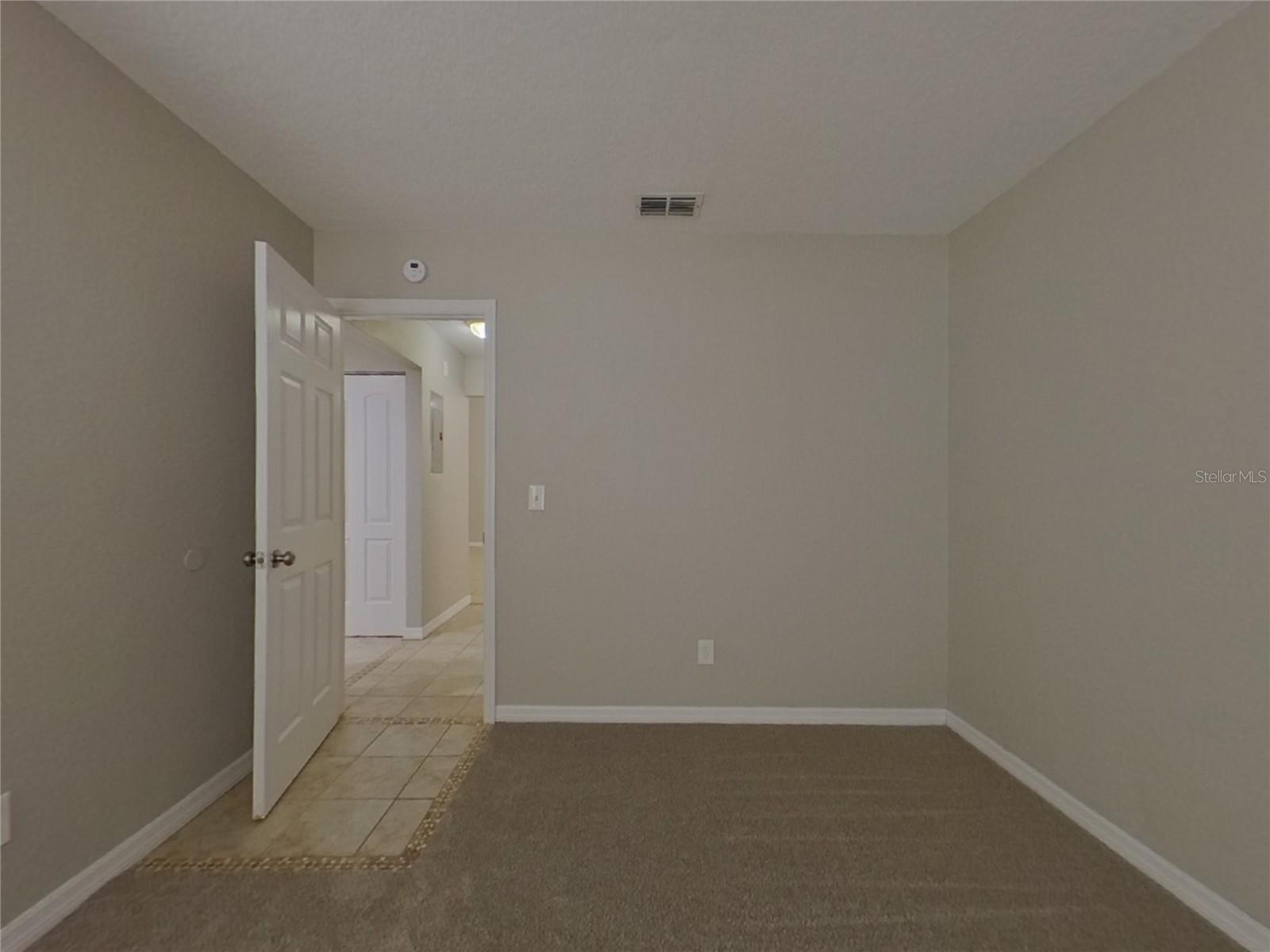 PINE LAKE SEC A UNIT ONE, TAMPA, FL, 33613