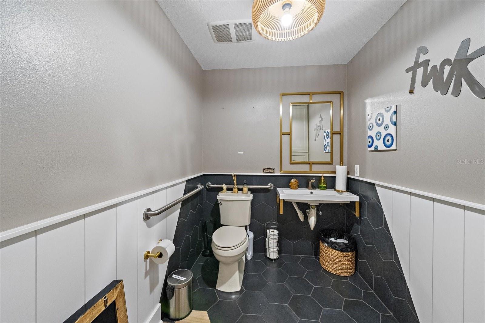2500 SUNSET POINT RD, CLEARWATER, FL, 33765