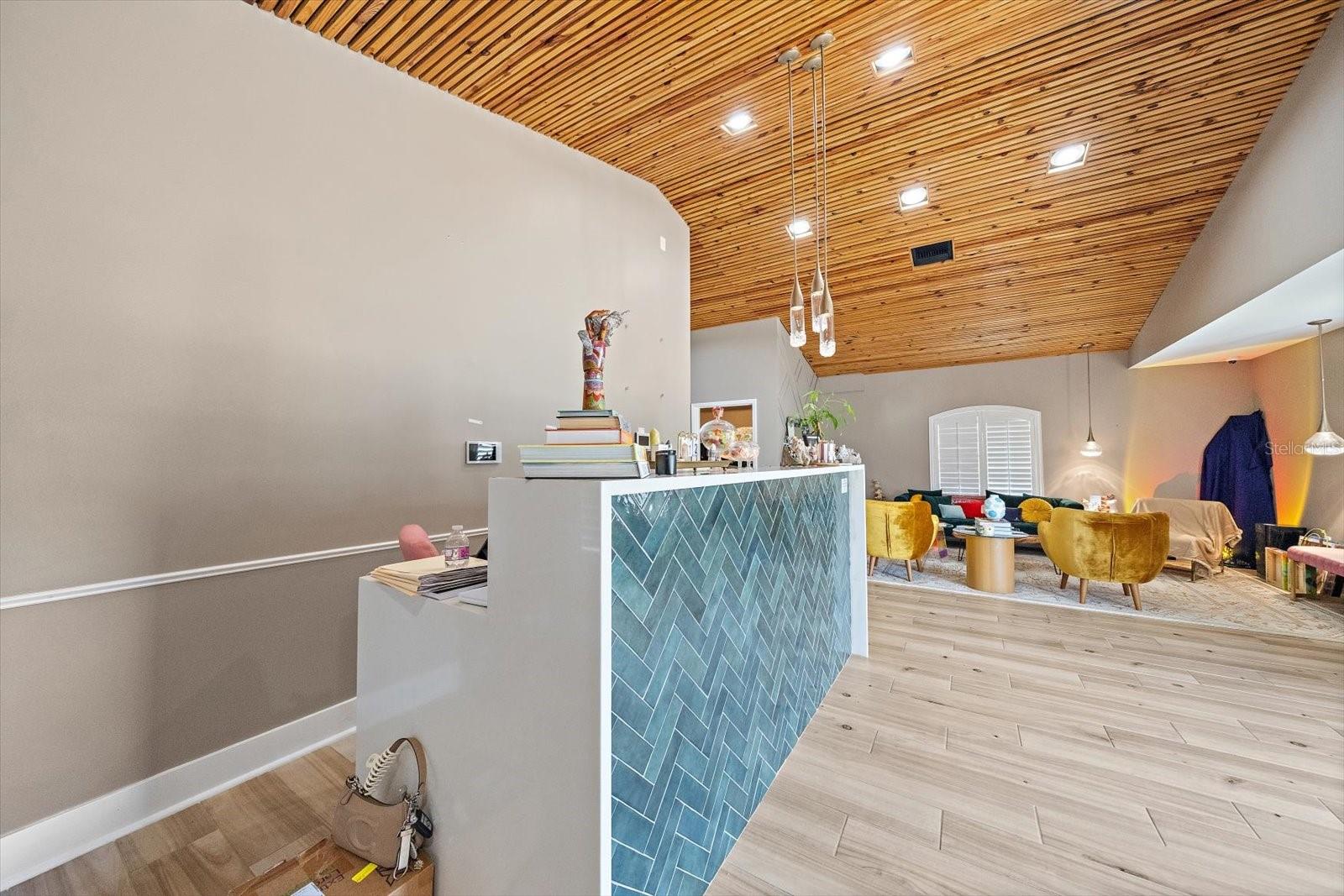 2500 SUNSET POINT RD, CLEARWATER, FL, 33765