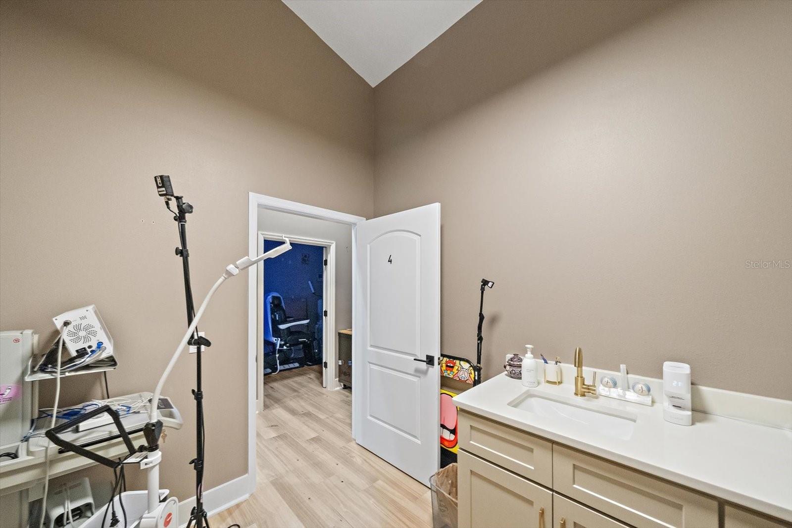 2500 SUNSET POINT RD, CLEARWATER, FL, 33765
