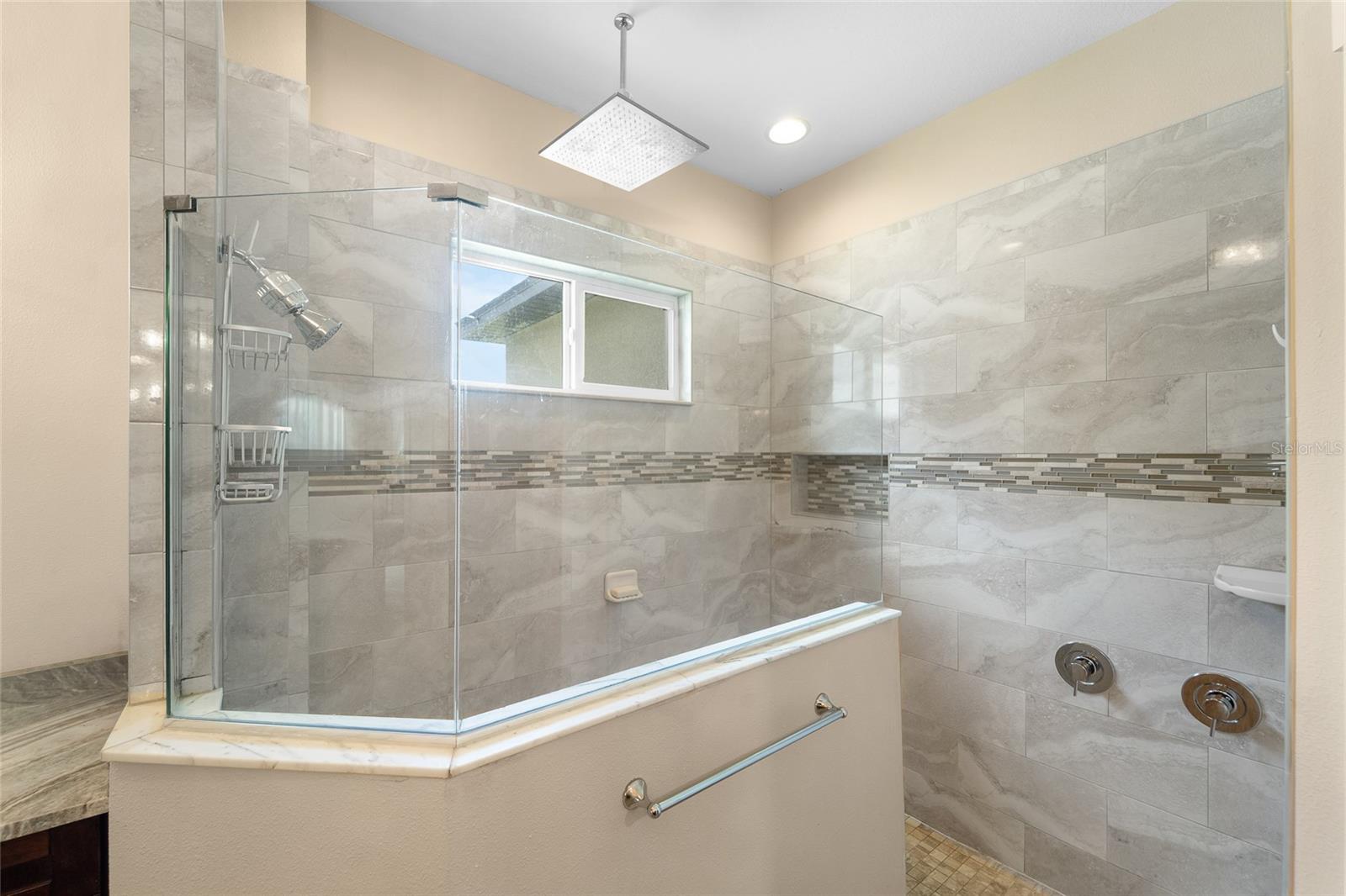 315 S GLEN ARVEN AVE, TAMPA, FL, 33617