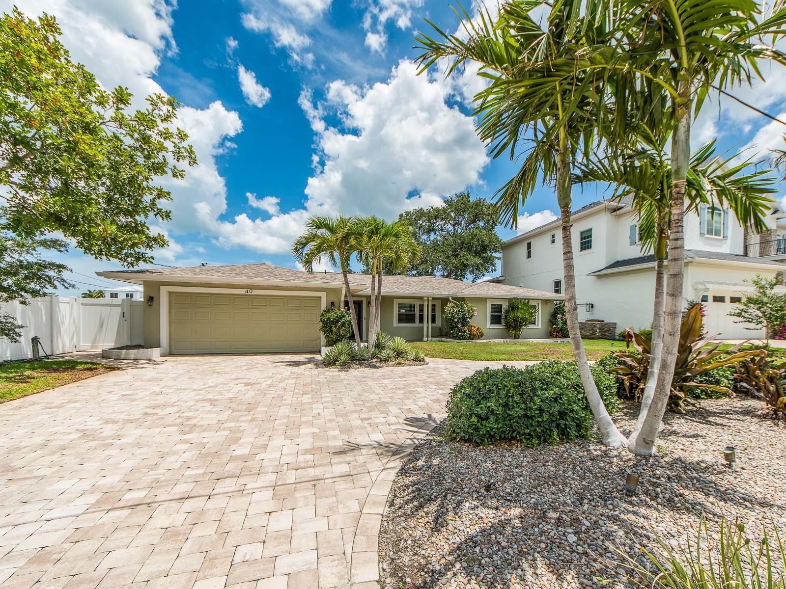 40 SUNSET BAY DR, BELLEAIR, FL, 33756