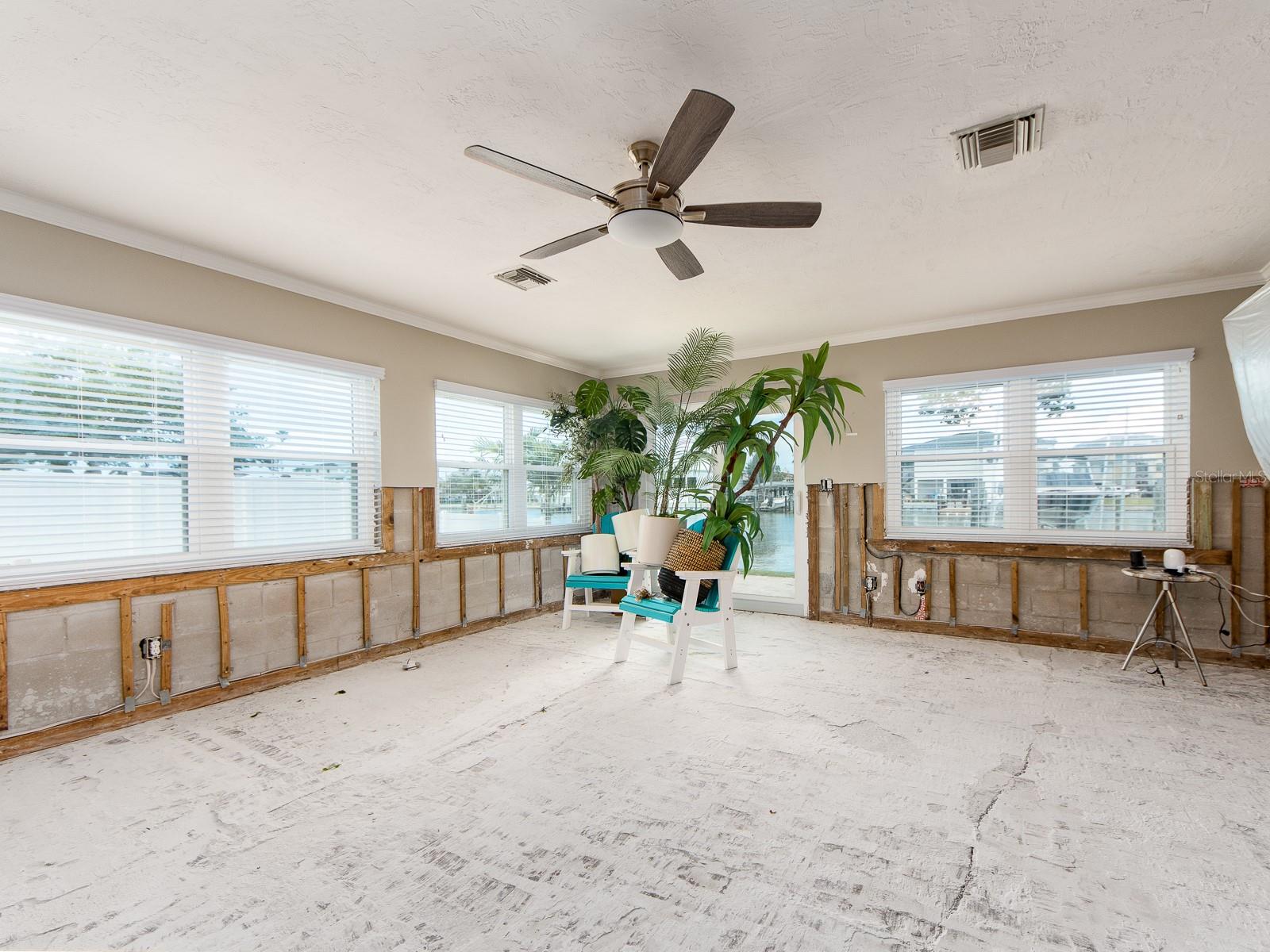 40 SUNSET BAY DR, BELLEAIR, FL, 33756
