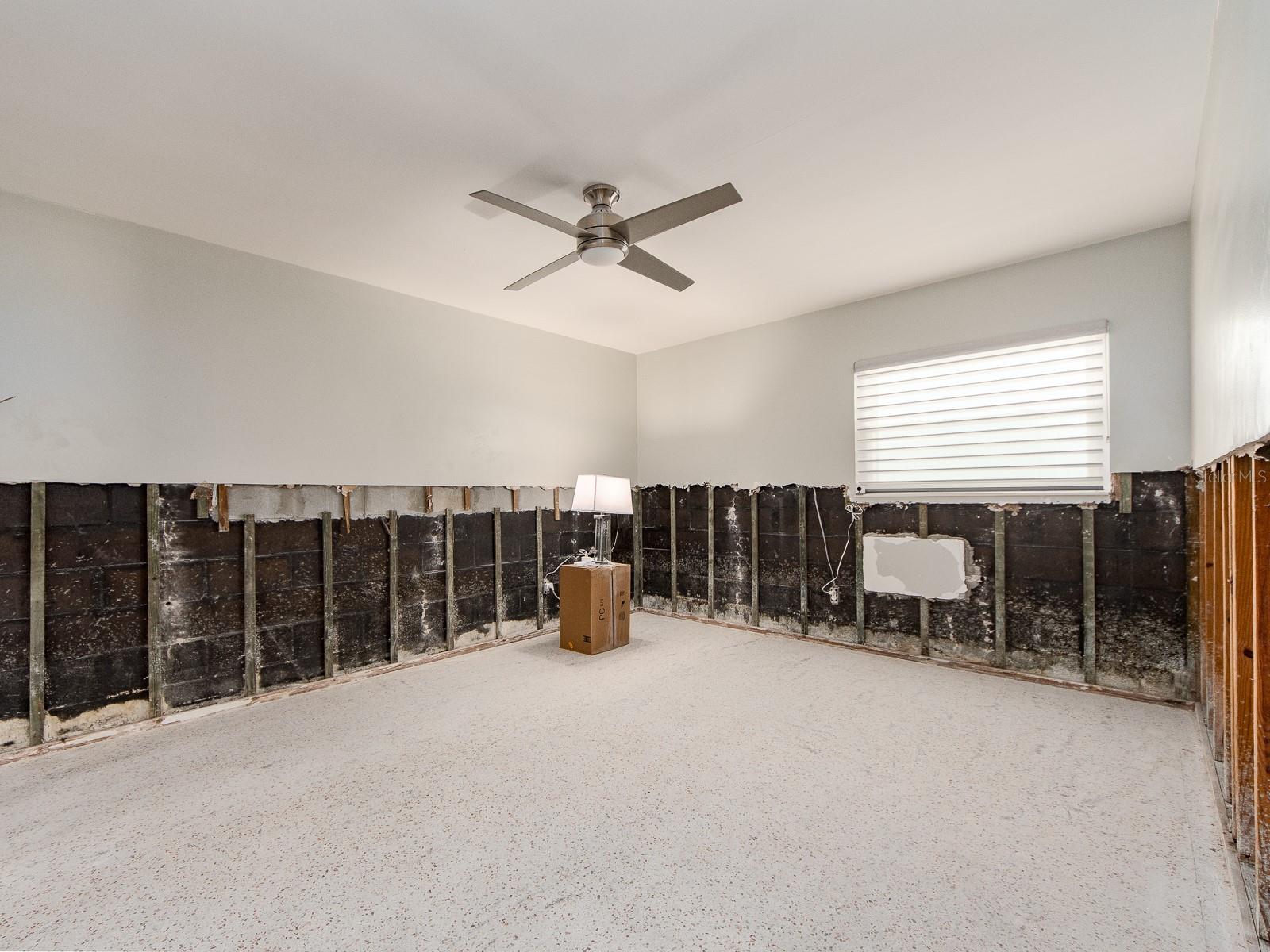 40 SUNSET BAY DR, BELLEAIR, FL, 33756