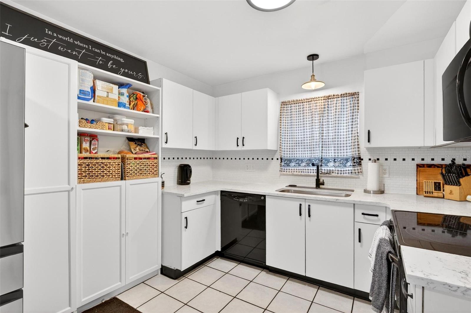 1086 MARTIN BLVD, ORLANDO, FL, 32825