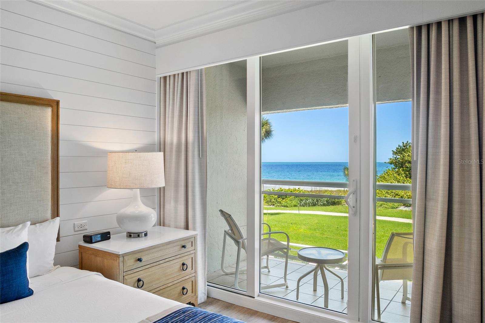 240 SANDS POINT RD #4104, LONGBOAT KEY, FL, 34228