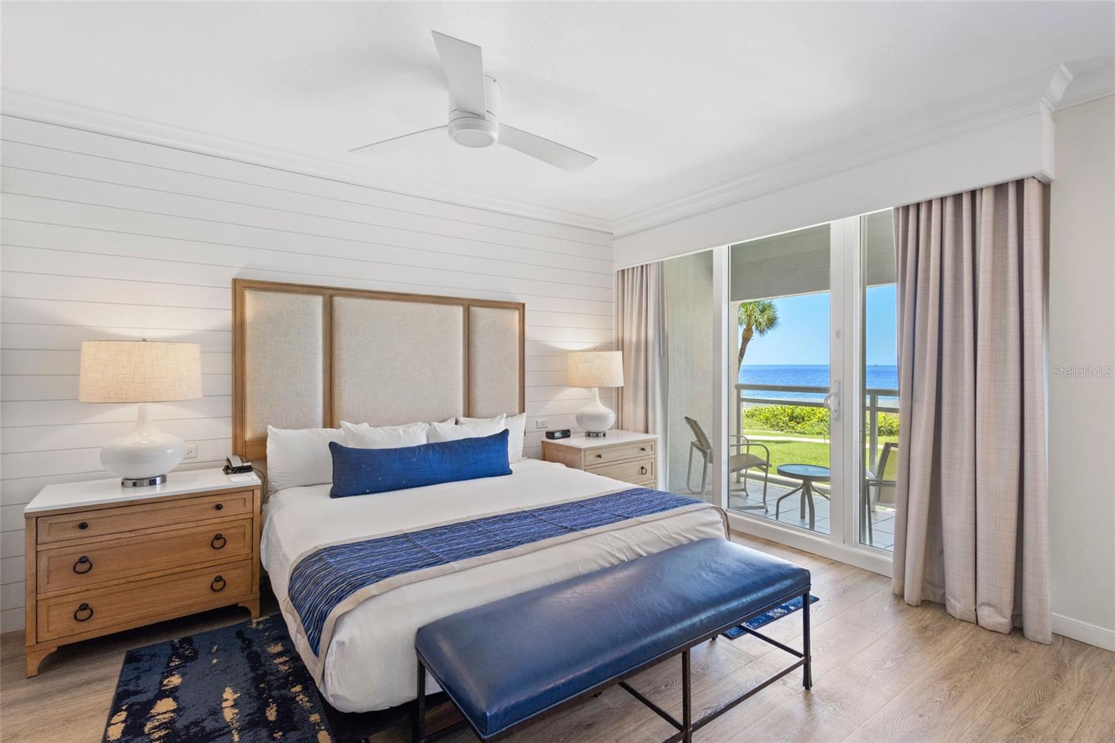 240 SANDS POINT RD #4104, LONGBOAT KEY, FL, 34228
