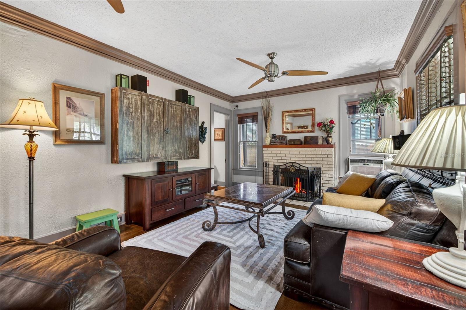 652 8TH AVE N, ST PETERSBURG, FL, 33701