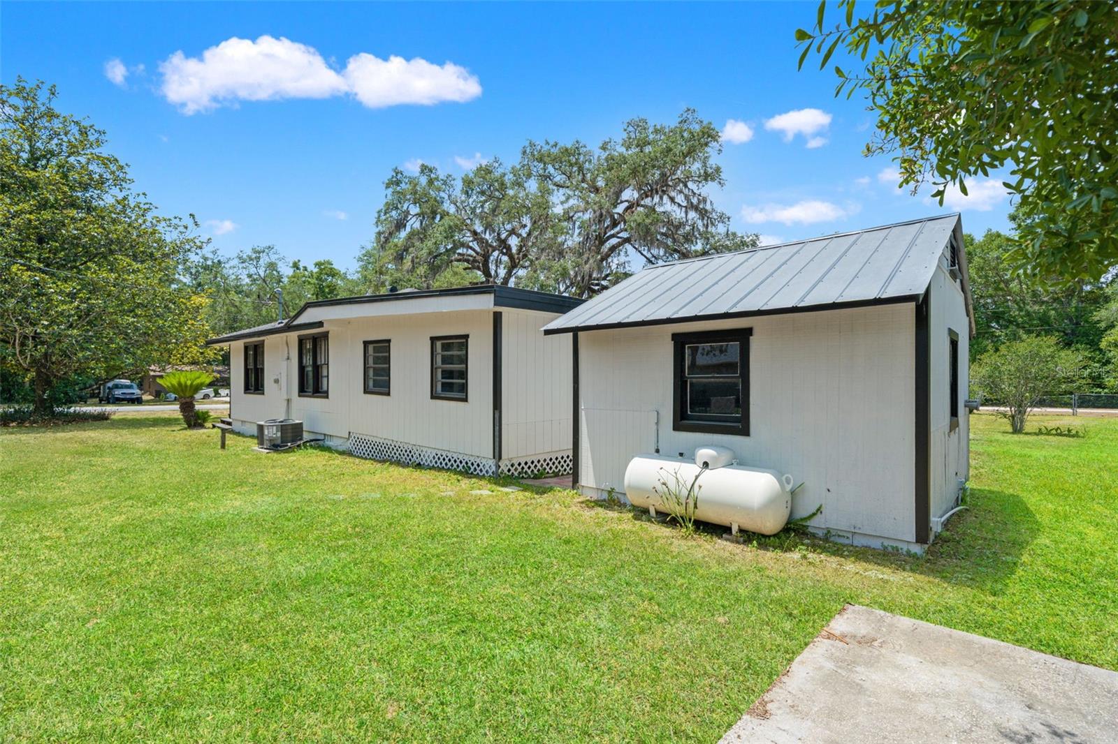 16119 WILSON BLVD, BROOKSVILLE, FL, 34604