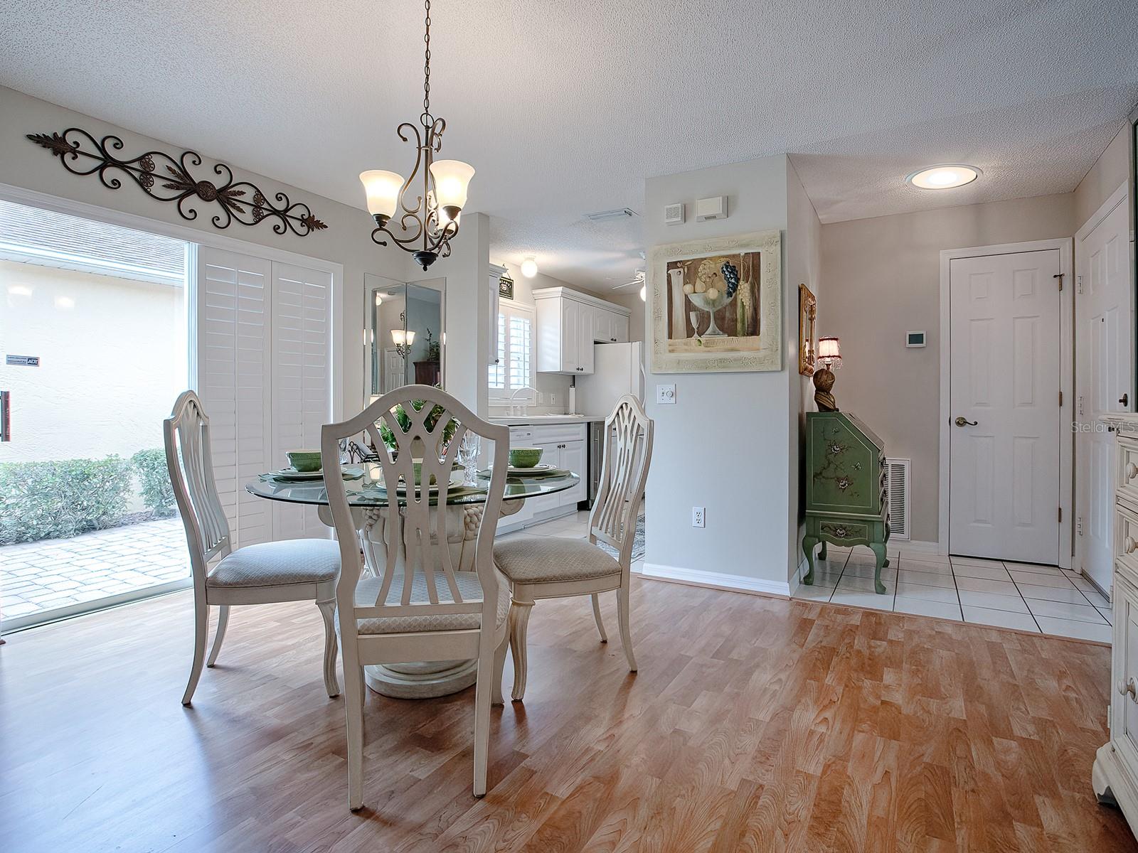 1129 SANTA CRUZ DR, THE VILLAGES, FL, 32162