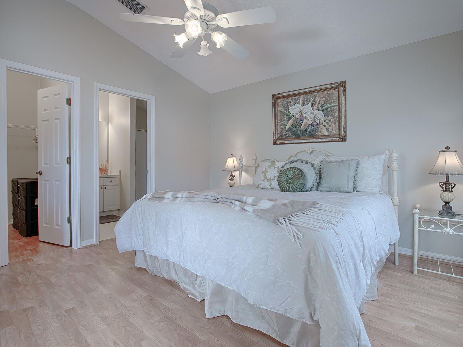 1129 SANTA CRUZ DR, THE VILLAGES, FL, 32162