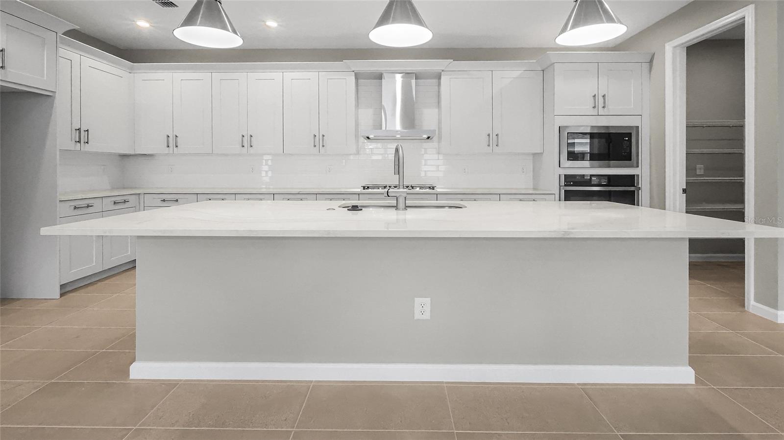 948 CLUB CRESSWIND DR, LADY LAKE, FL, 32159