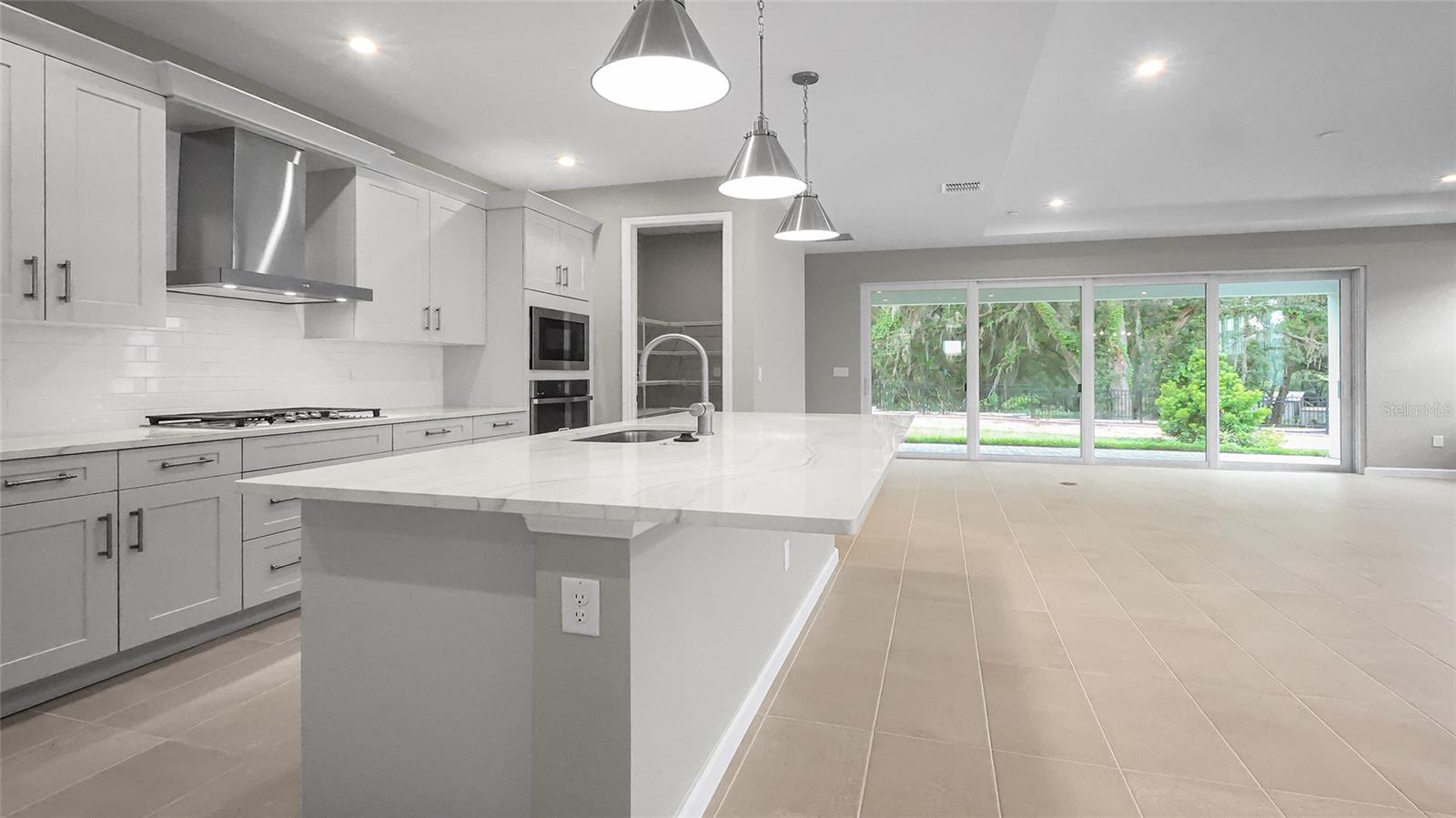 948 CLUB CRESSWIND DR, LADY LAKE, FL, 32159