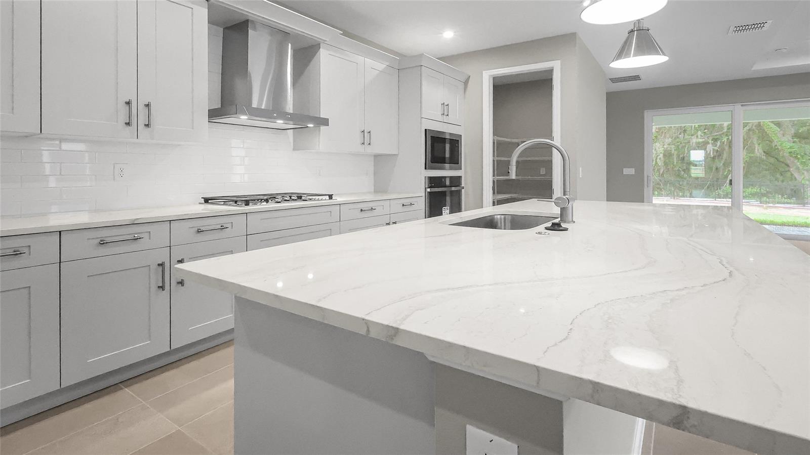 948 CLUB CRESSWIND DR, LADY LAKE, FL, 32159