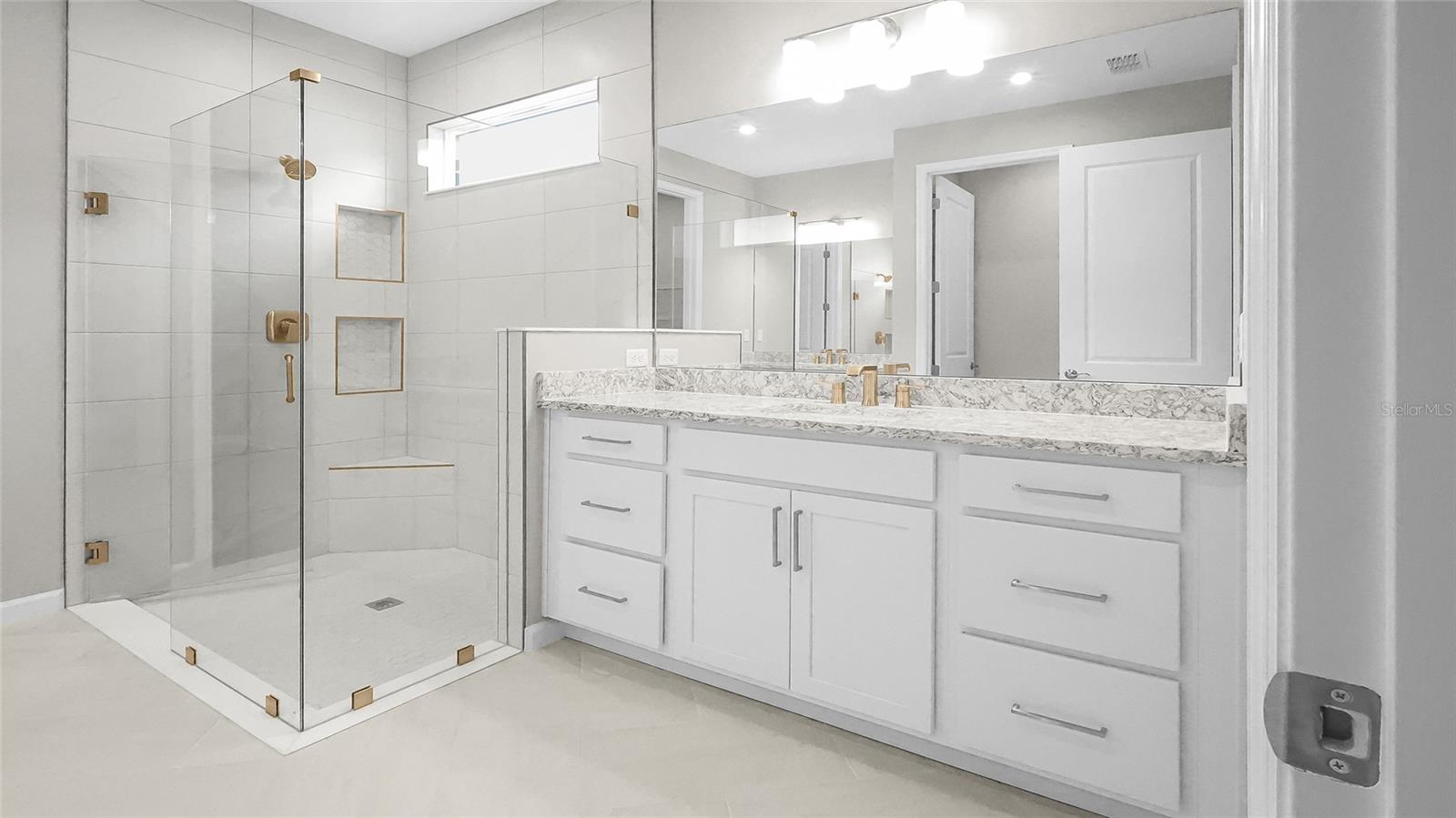 948 CLUB CRESSWIND DR, LADY LAKE, FL, 32159