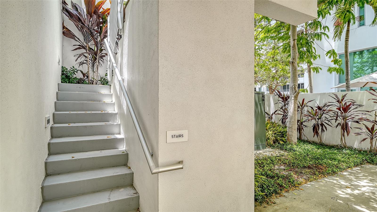 1350 5TH STREET #102, SARASOTA, FL, 34236