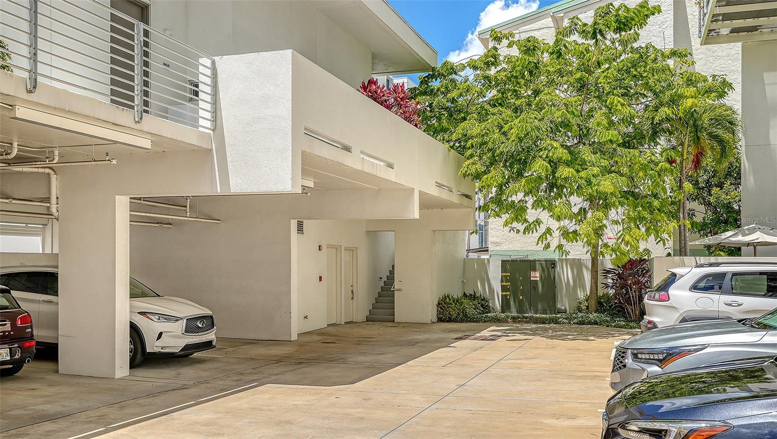 1350 5TH STREET #102, SARASOTA, FL, 34236