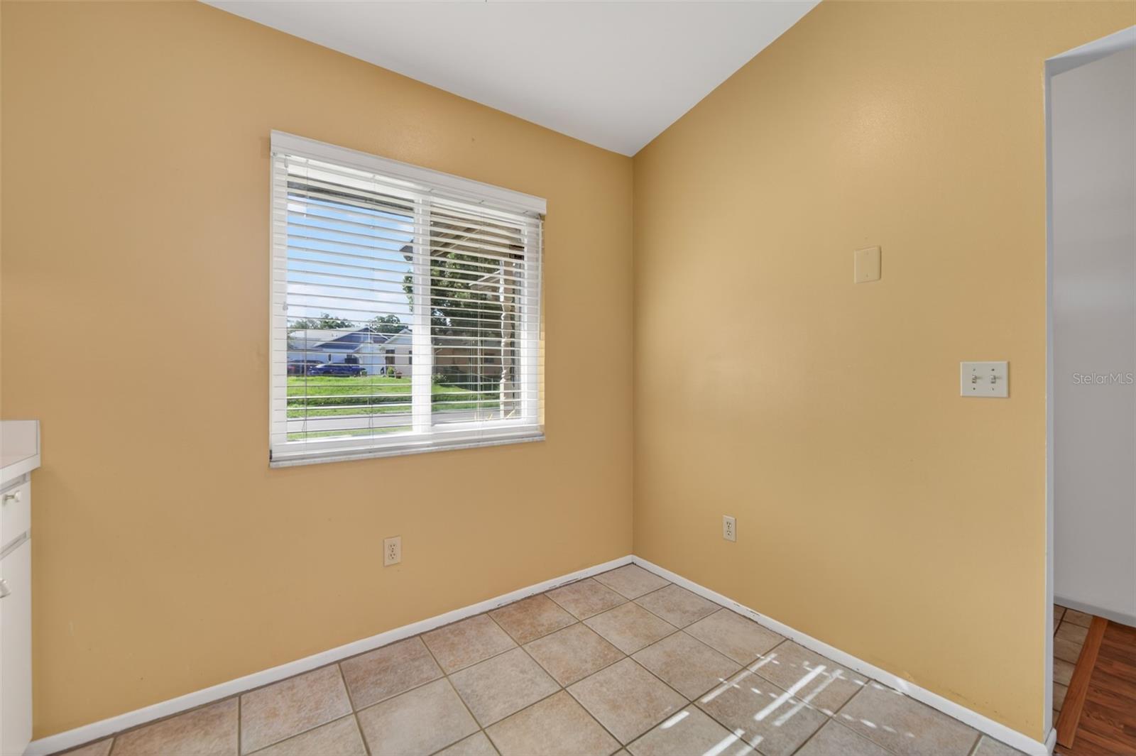 7632 LAKESIDE WOODS DR, ORLANDO, FL, 32810