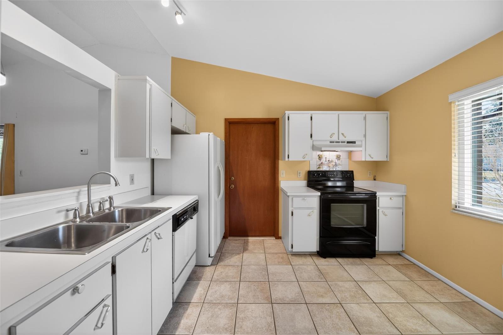 7632 LAKESIDE WOODS DR, ORLANDO, FL, 32810