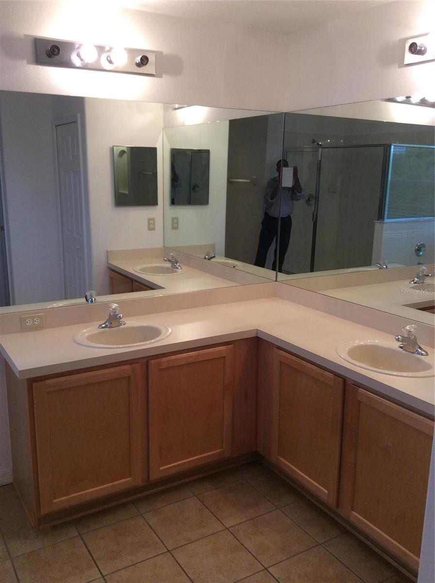 10515 CORAL KEY AVE, TAMPA, FL, 33647