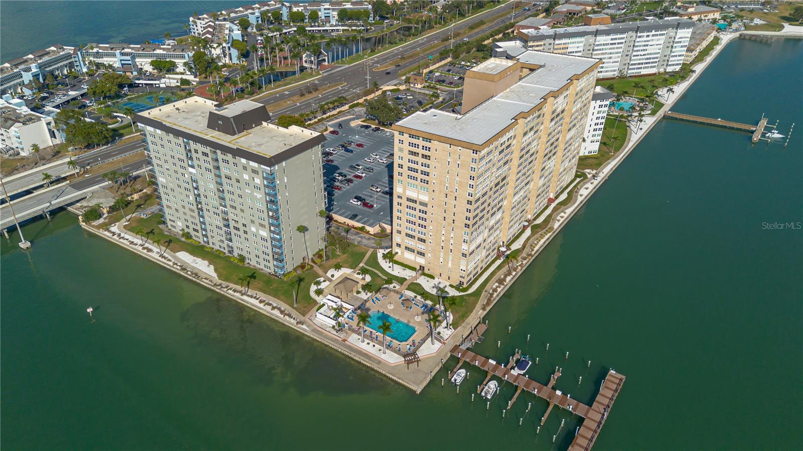 4900 BRITTANY DR S #910, ST PETERSBURG, FL, 33715