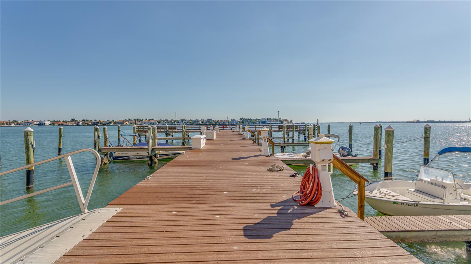 4900 BRITTANY DR S #910, ST PETERSBURG, FL, 33715