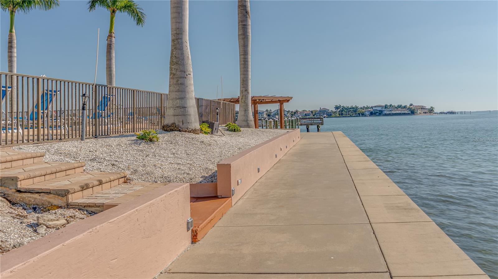 4900 BRITTANY DR S #910, ST PETERSBURG, FL, 33715