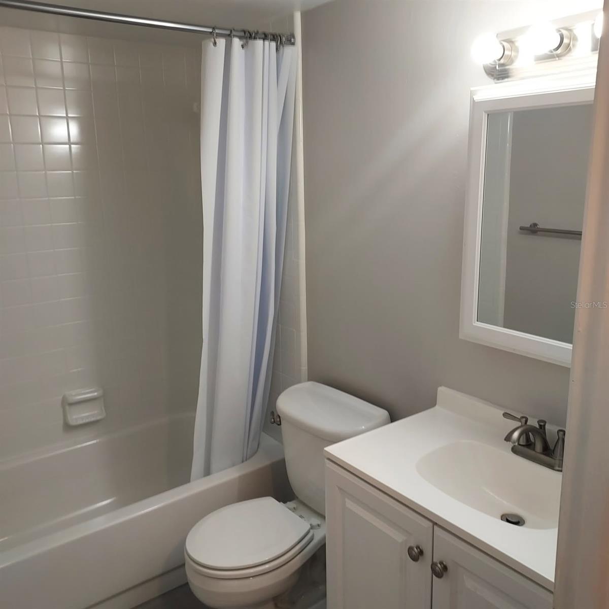 3956 TUMBLE WOOD TRL #101, TAMPA, FL, 33613