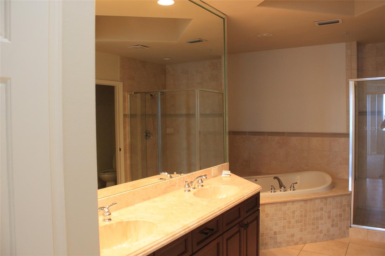 8743 THE ESPLANADE #22, ORLANDO, FL, 32836