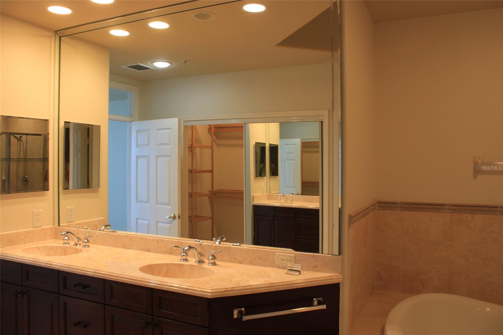 8743 THE ESPLANADE #22, ORLANDO, FL, 32836
