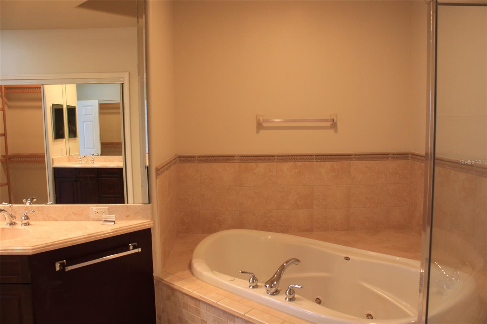 8743 THE ESPLANADE #22, ORLANDO, FL, 32836