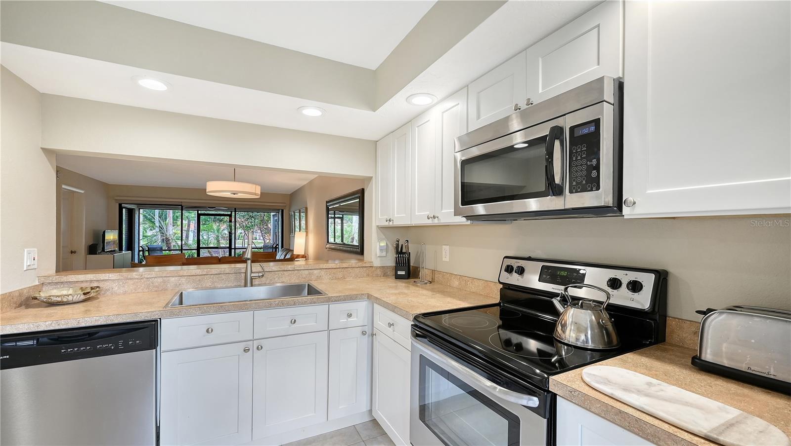 4729 WINSLOW BEACON #11, SARASOTA, FL, 34235