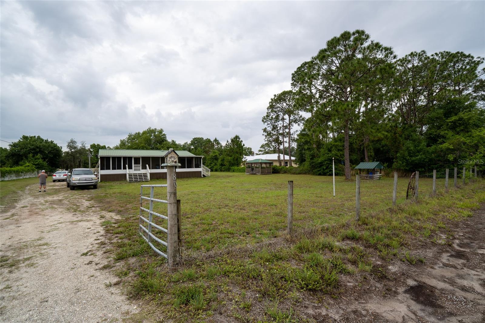 1809 E HOLIDAY DR, LORIDA, FL, 33857