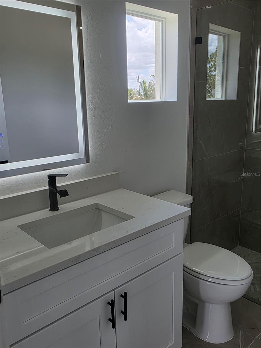 211 NE 31ST ST, CAPE CORAL, FL, 33909