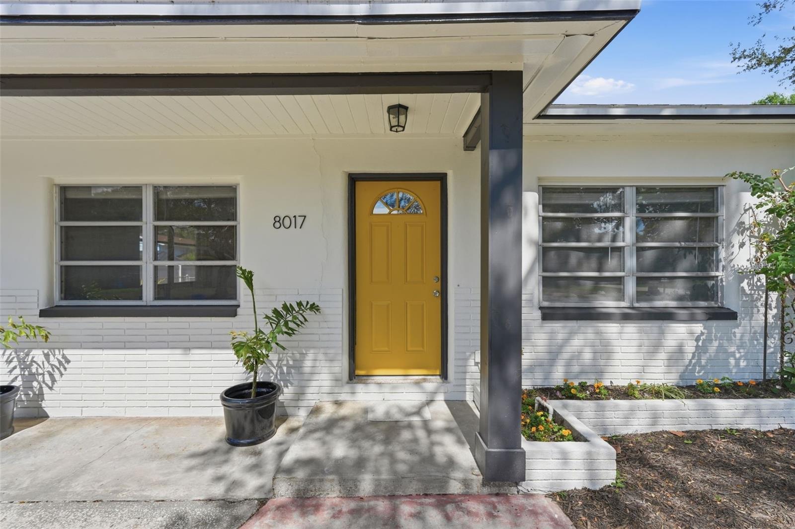 8017 CARDINAL DR, TAMPA, FL, 33617