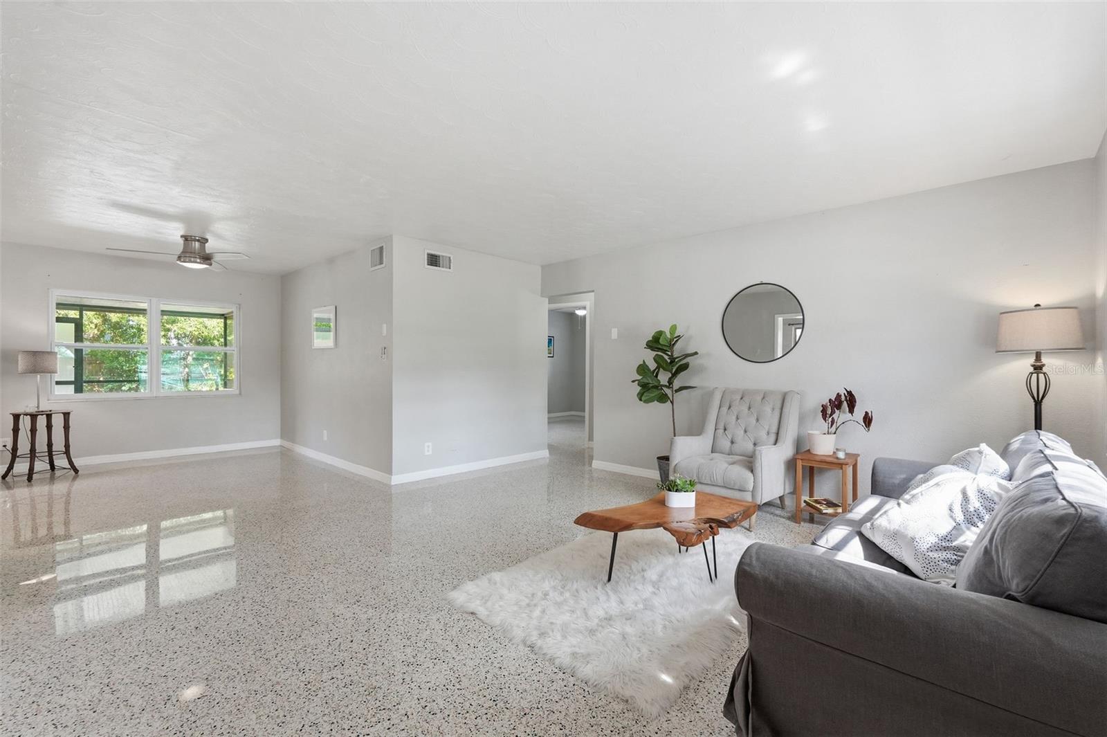 8017 CARDINAL DR, TAMPA, FL, 33617