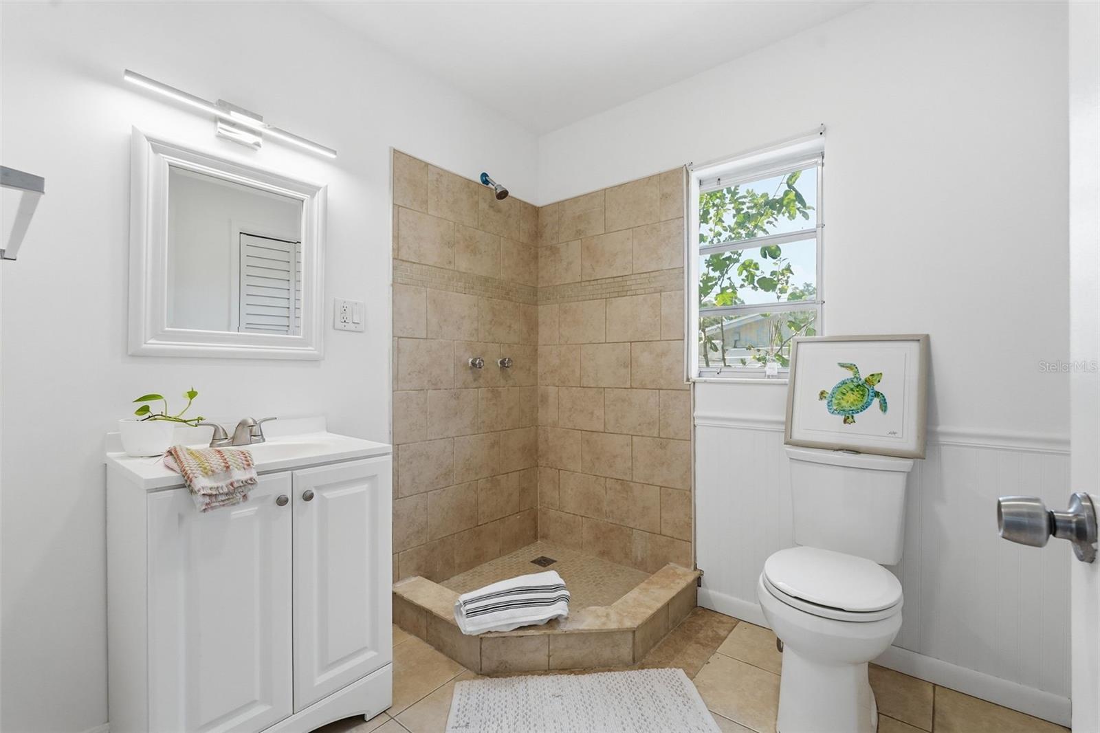 8017 CARDINAL DR, TAMPA, FL, 33617