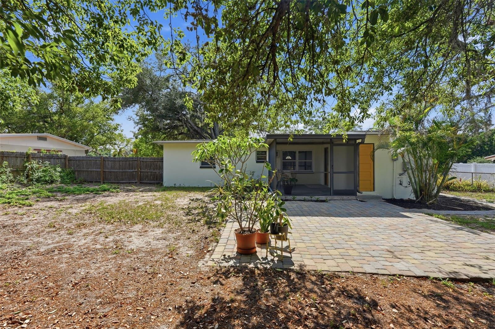 8017 CARDINAL DR, TAMPA, FL, 33617