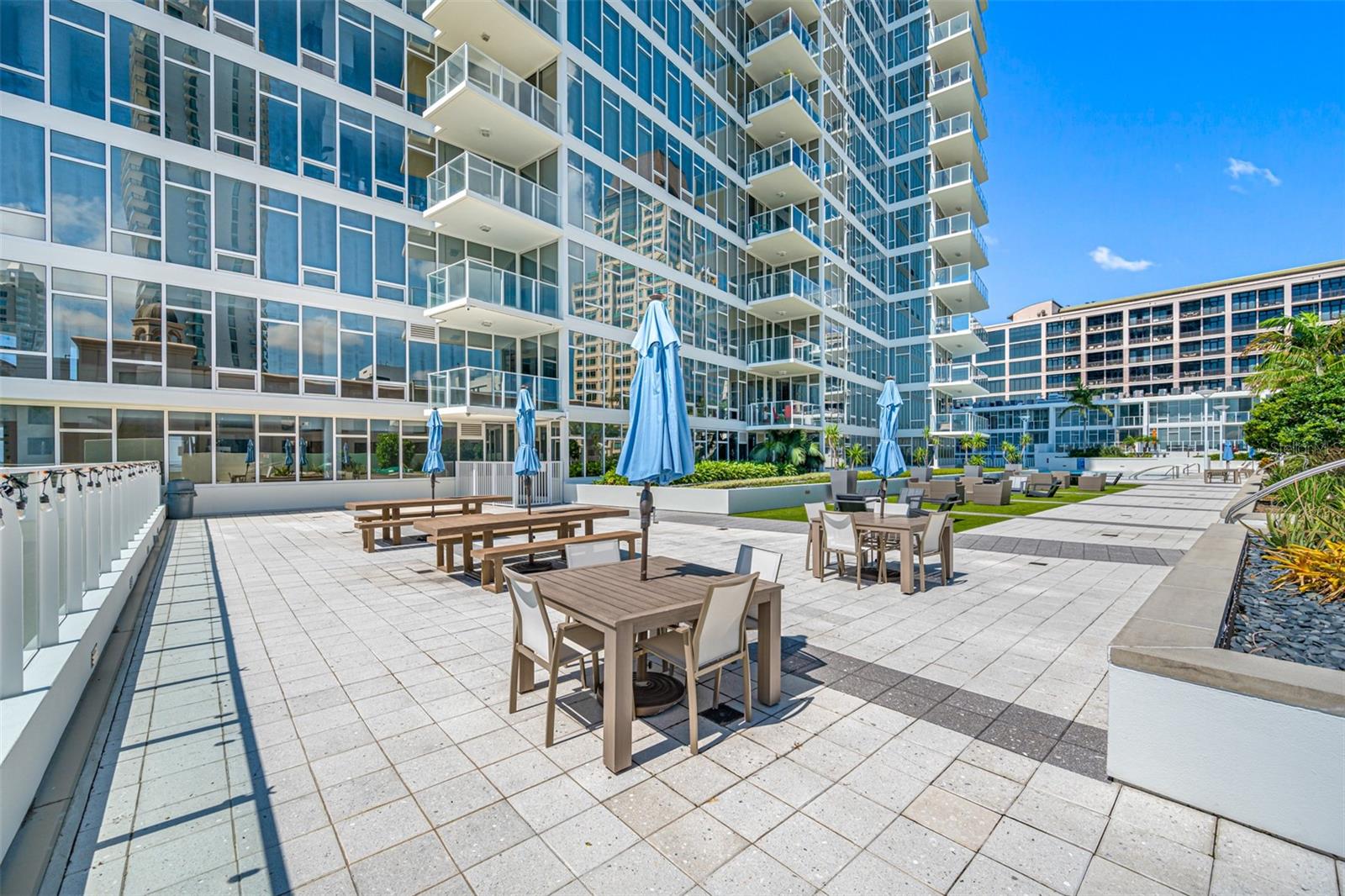 175 1ST ST S #1204, ST PETERSBURG, FL, 33701