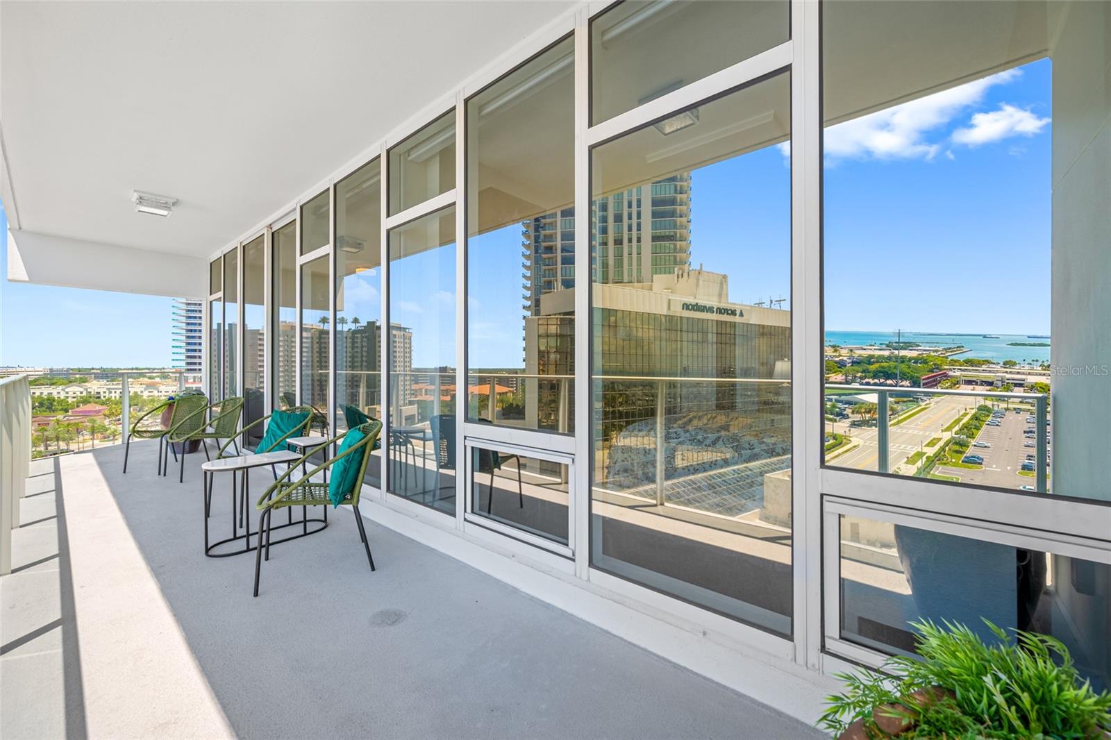 175 1ST ST S #1204, ST PETERSBURG, FL, 33701