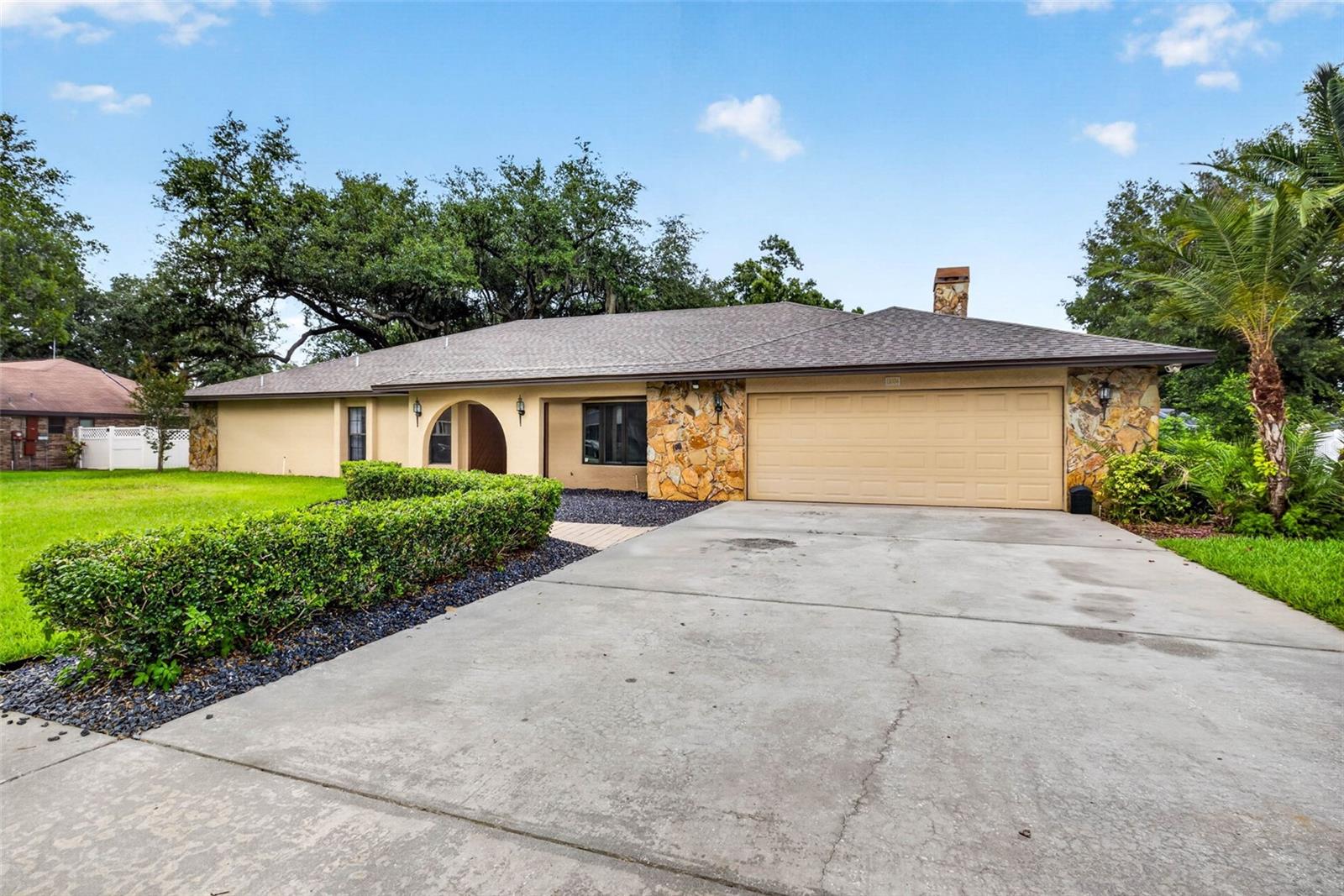11004 THERESA ARBOR DR, TEMPLE TERRACE, FL, 33617