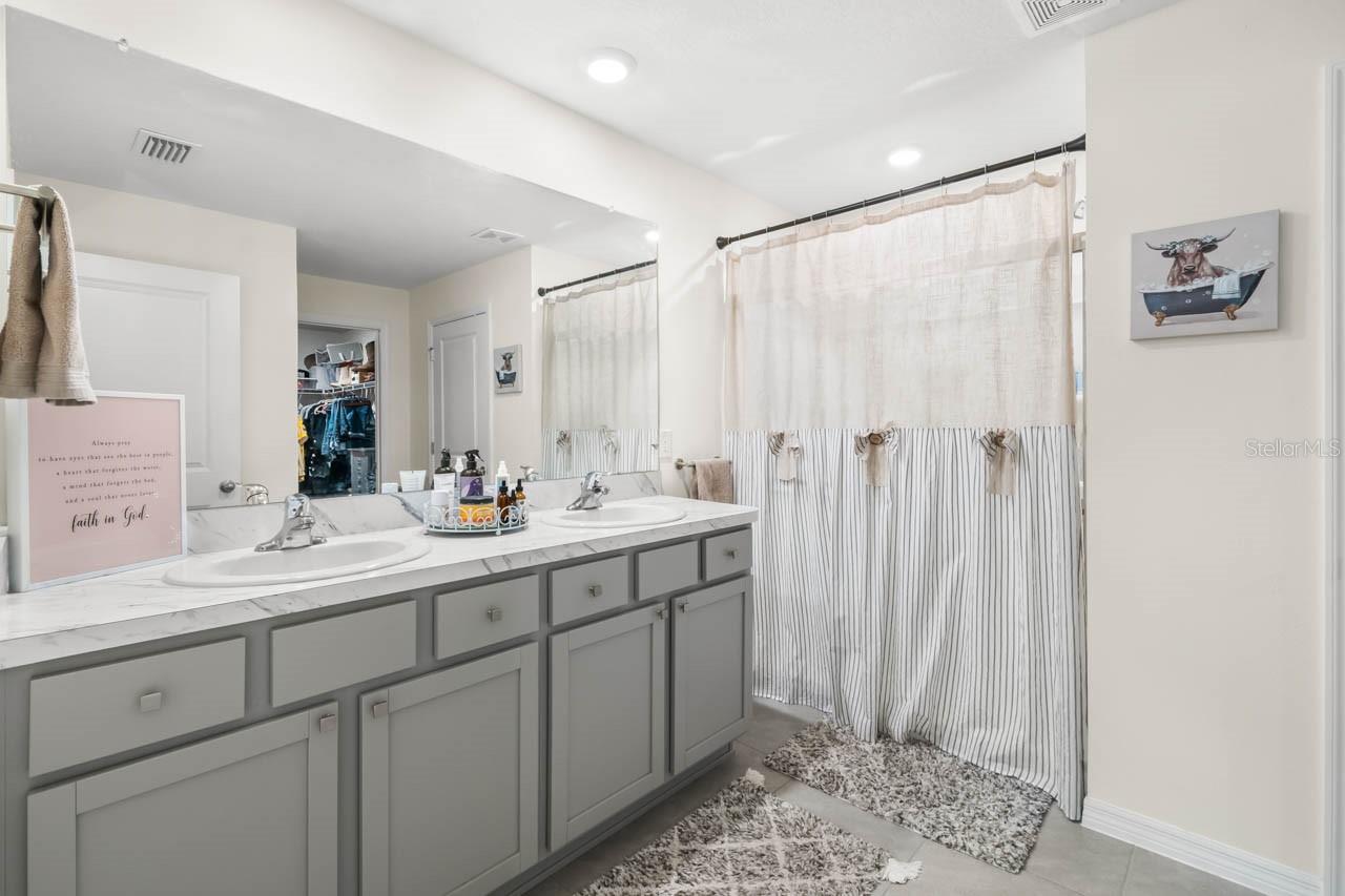 1911 BLUE STREAM ST, RUSKIN, FL, 33570