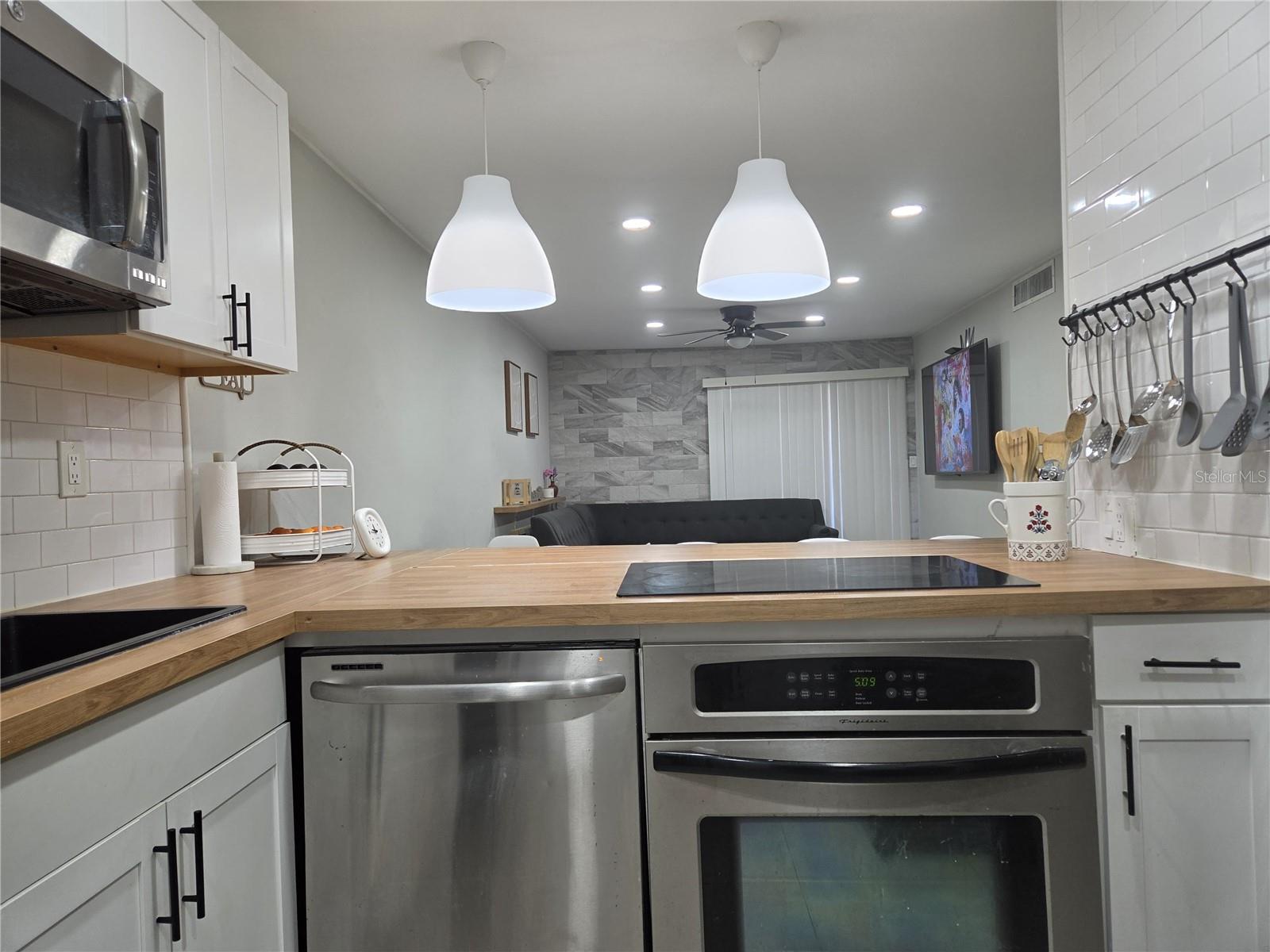 2850 N POWERS DR #83, ORLANDO, FL, 32818